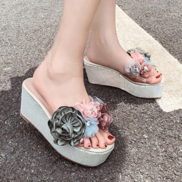 shoes slippers casual slipers women flower slides platform on a wedge luxury 2021 flat floral fabric rubber fashion pu basic, Black
shoes slippers casual slipers women flower slides platform on a wedge luxury 2021 flat floral fabric rubber fashion pu basic, Black