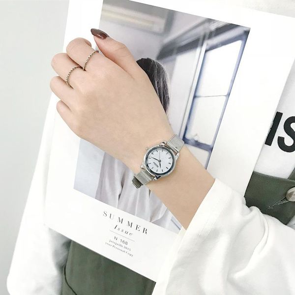 wristwatches simple silver frame small women watches exquisite fashion ladies quartz leather classical design female dress watch, Slivery;brown
wristwatches simple silver frame small women watches exquisite fashion ladies quartz leather classical design female dress watch, Slivery;brown