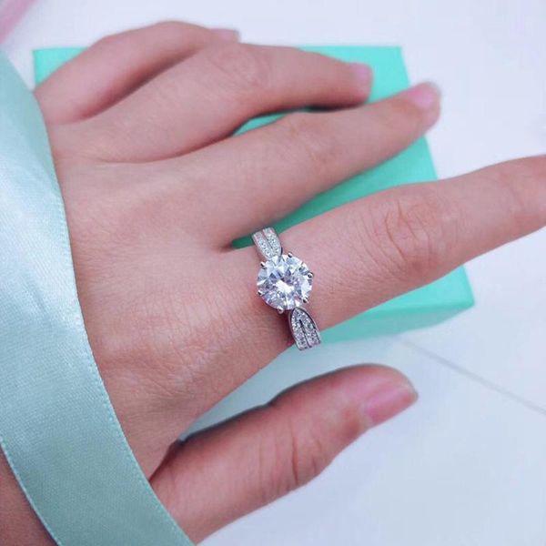japanese and korean temperament live mouth diamond ring s925 silver micro set six claw starlight queen lady cluster rings, Golden;silver
japanese and korean temperament live mouth diamond ring s925 silver micro set six claw starlight queen lady cluster rings, Golden;silver