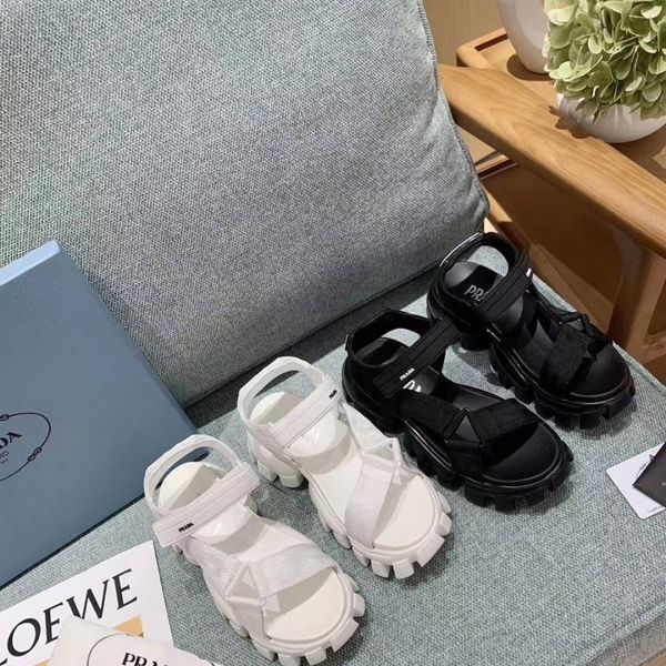 european station 2021 spring new p net red heightening sandals women thick bottom muffin versatile sports shoes, Black
european station 2021 spring new p net red heightening sandals women thick bottom muffin versatile sports shoes, Black