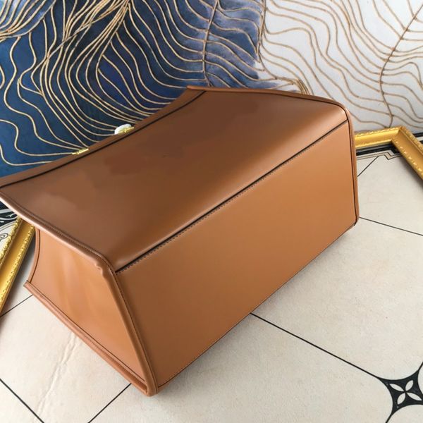 retro cowhide leather tote shopping bag wallet handbag detachable shoulder strap multi-pocket fashion f letter lager capacity lady handbags
retro cowhide leather tote shopping bag wallet handbag detachable shoulder strap multi-pocket fashion f letter lager capacity lady handbags
