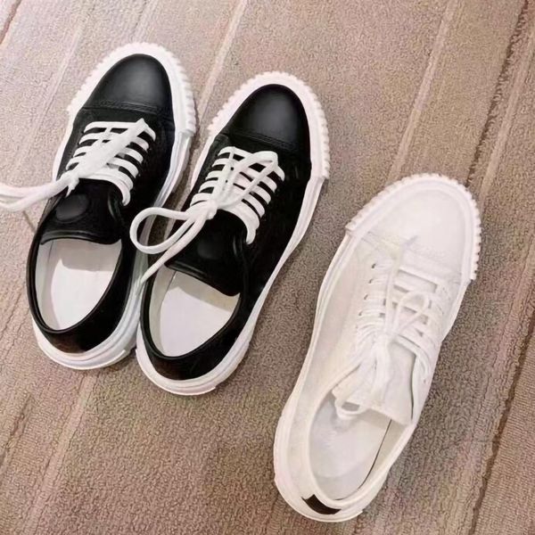 womens designer casual canvas shoes for spring autumn fashion platform round toe white black size 35-41
womens designer casual canvas shoes for spring autumn fashion platform round toe white black size 35-41
