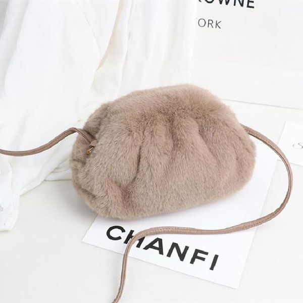 evening bags woman's bag pleated solid color single shoulder slanting plush wrap tide dinner hand simple clasp multifunctional
evening bags woman's bag pleated solid color single shoulder slanting plush wrap tide dinner hand simple clasp multifunctional