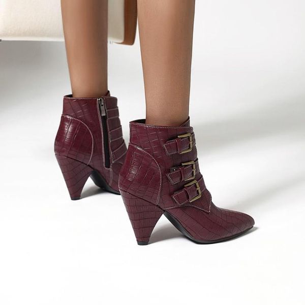boots pointy short women's high heels 2021 spring and autumn single versatile bare, Black
boots pointy short women's high heels 2021 spring and autumn single versatile bare, Black