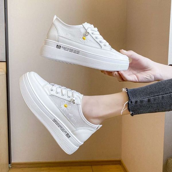 casual shoes xiaobai shoes women's 2021 summer new korean thick soled sports and leisure breathable mesh fashionable muffin um1v, Black
casual shoes xiaobai shoes women's 2021 summer new korean thick soled sports and leisure breathable mesh fashionable muffin um1v, Black