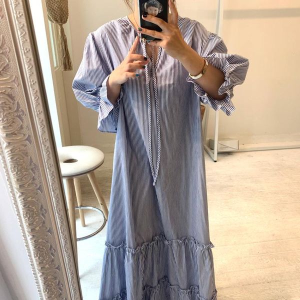party dresses summer fashion retro vestidos female round neckline with wide pine ears stitching trumpet sleeve striped midi dress kk352, White;black
party dresses summer fashion retro vestidos female round neckline with wide pine ears stitching trumpet sleeve striped midi dress kk352, White;black