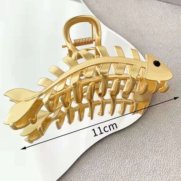 hair jewelry 2021 net red korean version metal large fishbone clip gossip shark at the back of head, Golden;white
hair jewelry 2021 net red korean version metal large fishbone clip gossip shark at the back of head, Golden;white