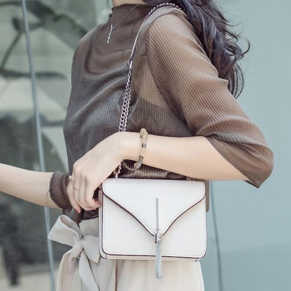 selling women's straddle single shoulder bag korean pu chain handbag fashion simple leisure cross body
selling women's straddle single shoulder bag korean pu chain handbag fashion simple leisure cross body