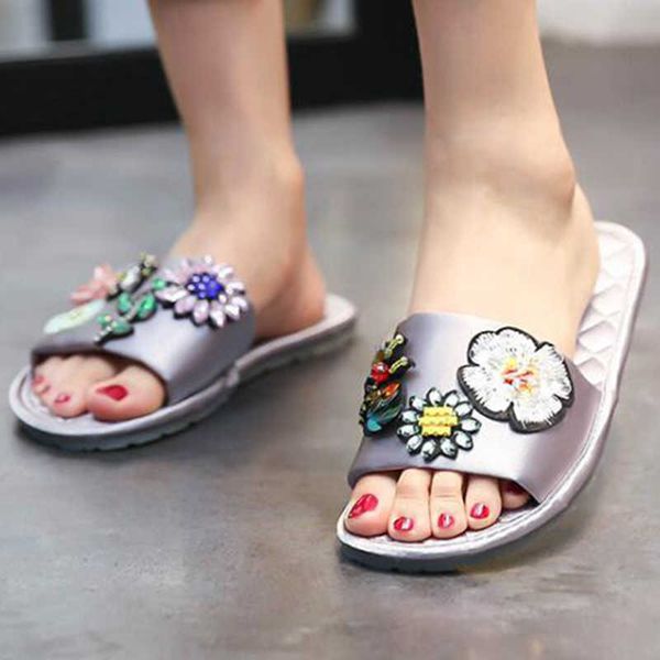 women casual summer flat beach slippers female silk non-slip slipper shoes for fashion woman leisure footwear sandal s90 210625, Black
women casual summer flat beach slippers female silk non-slip slipper shoes for fashion woman leisure footwear sandal s90 210625, Black