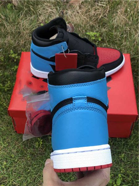 genuine jumpman 1 men's women's basketball shoes red, black and blue color combination sports shoelaces shoebox full size 36--47.5
genuine jumpman 1 men's women's basketball shoes red, black and blue color combination sports shoelaces shoebox full size 36--47.5