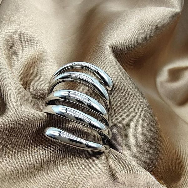 cluster rings multilayer ring exaggerated hip-hop simple geometric european and american jewelry, Golden;silver
cluster rings multilayer ring exaggerated hip-hop simple geometric european and american jewelry, Golden;silver
