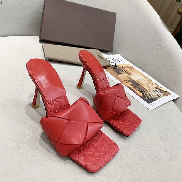 brand woman summer buckle strap rivet sandals high-heeled shoes pointed toe fashion leather single high heel mjk0001, Black
brand woman summer buckle strap rivet sandals high-heeled shoes pointed toe fashion leather single high heel mjk0001, Black