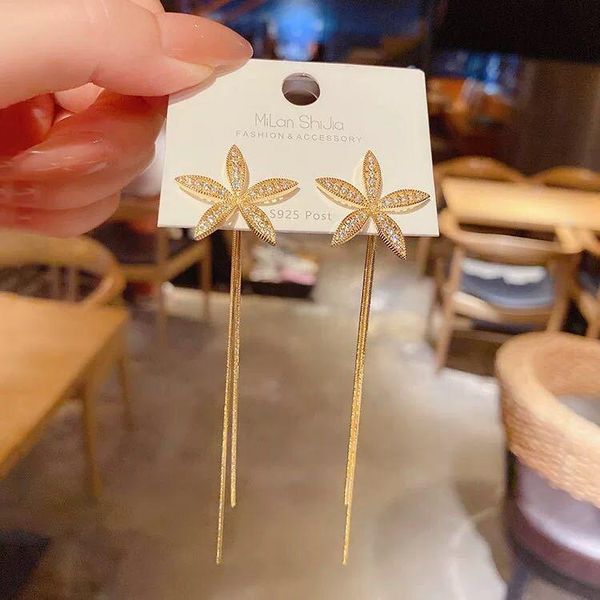 trendy fashion women dangle earrings korean elegant rhinestone tassel earrings female geometry earrings jewelry gift, Silver
trendy fashion women dangle earrings korean elegant rhinestone tassel earrings female geometry earrings jewelry gift, Silver