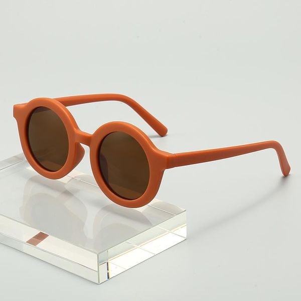 sunglasses 2021 european and american men women round trendy fashion retro glasses female sunglass, White;black
sunglasses 2021 european and american men women round trendy fashion retro glasses female sunglass, White;black