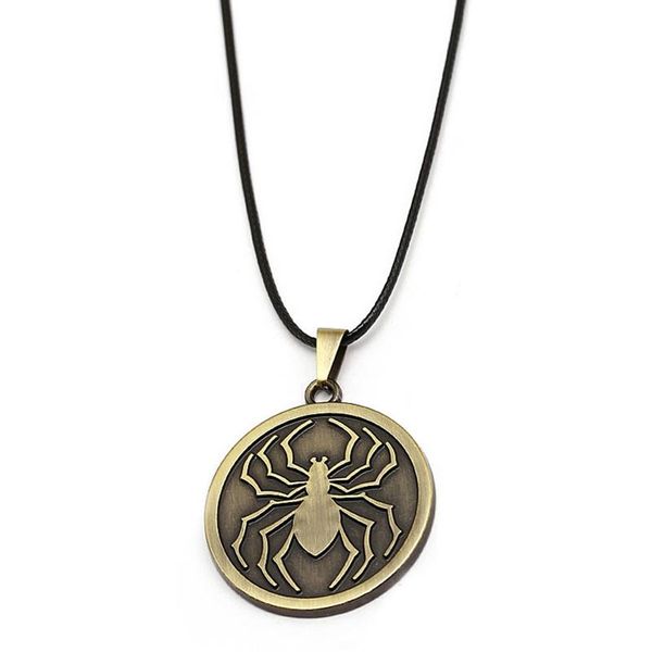 pendant necklaces anime keychain spider logo key ring metal collar jewelry men gift, Silver
pendant necklaces anime keychain spider logo key ring metal collar jewelry men gift, Silver