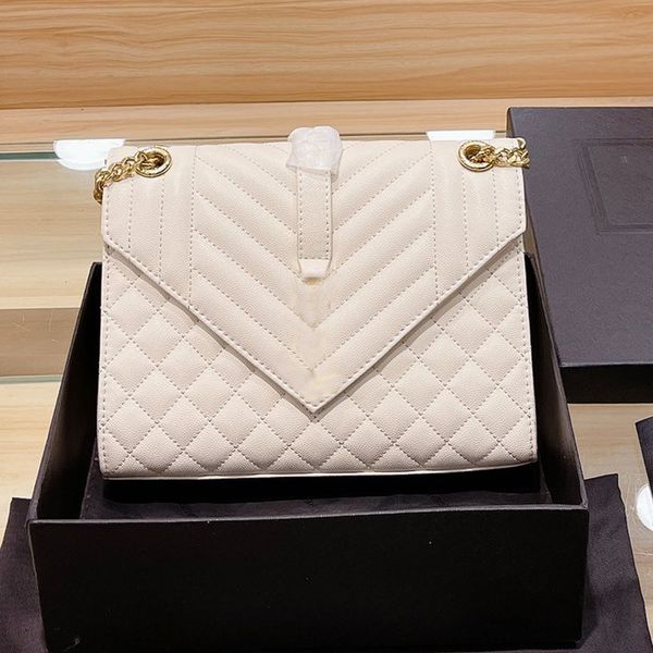 2021 single shoulder bag for women plain covered handbag chains shoulders straps lady corssbody bags size 25*18cm
2021 single shoulder bag for women plain covered handbag chains shoulders straps lady corssbody bags size 25*18cm