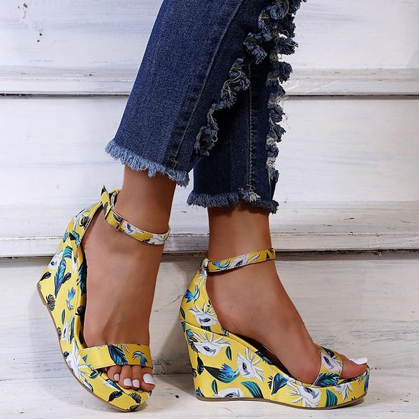 dress shoes women buckle folk-custom floral sandals female summer casual wedges fashion ladies party platform footwear plus size, Black
dress shoes women buckle folk-custom floral sandals female summer casual wedges fashion ladies party platform footwear plus size, Black