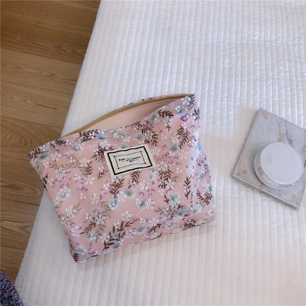 cosmetic bags & cases embroidered bag for make up storage pouch women travel toiletry cotton fabric floral makeup retro beauty case
cosmetic bags & cases embroidered bag for make up storage pouch women travel toiletry cotton fabric floral makeup retro beauty case