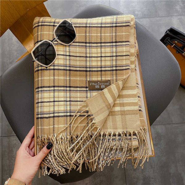 autumn winter deciduous yellow thick thin plaid stripe imitation cashmere scarf lovely warmth and shade, Blue;gray
autumn winter deciduous yellow thick thin plaid stripe imitation cashmere scarf lovely warmth and shade, Blue;gray