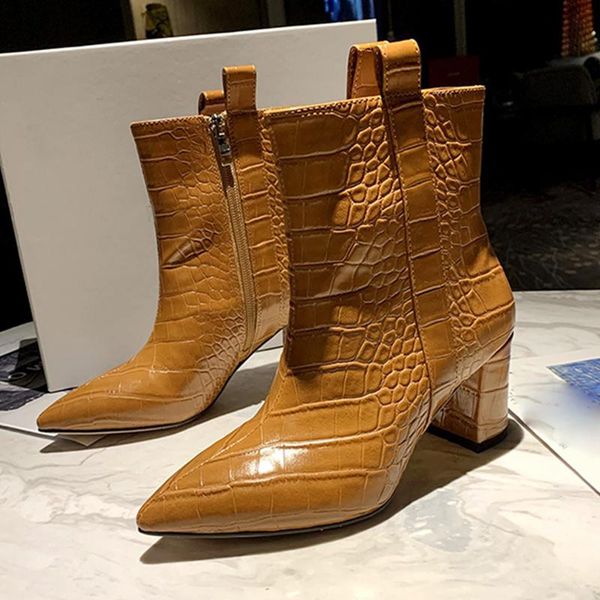 boots pointed toe crocodile pattern short 2021 female chunky high heels runway shoes women leather ankle botas de mujier, Black
boots pointed toe crocodile pattern short 2021 female chunky high heels runway shoes women leather ankle botas de mujier, Black