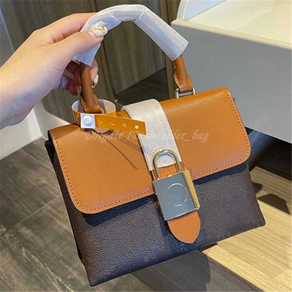 classic flower 2021 luxury designers lady bags handbags vintage shoulder crossbody bag metal locks two-tone stitching fashion famous cross b
classic flower 2021 luxury designers lady bags handbags vintage shoulder crossbody bag metal locks two-tone stitching fashion famous cross b