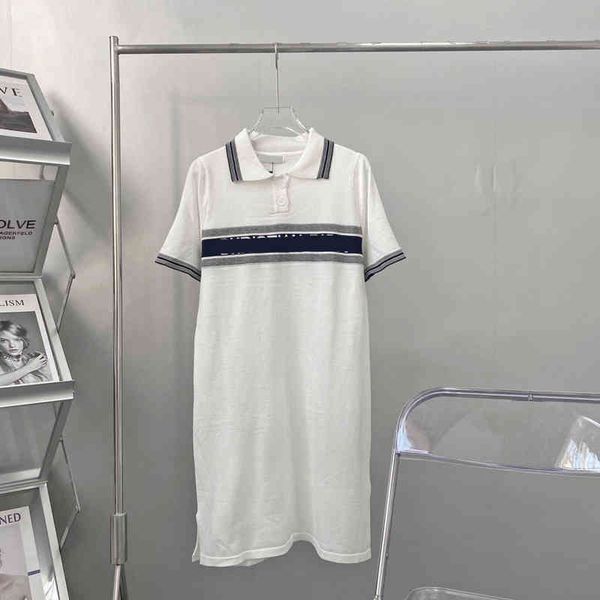 2022 factory wholesale new summer women's polo short knitted elastic half sleeve lapel casual skirt qingdao, White;black
2022 factory wholesale new summer women's polo short knitted elastic half sleeve lapel casual skirt qingdao, White;black