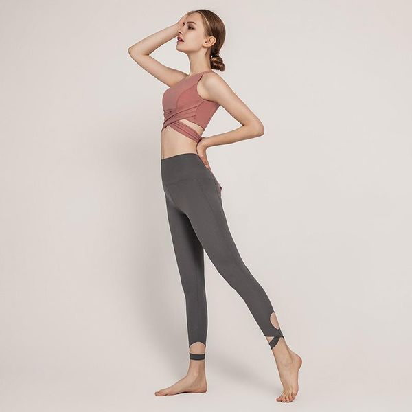 2pcs/set sports bra and leggings backless bandage yoga suit crop women running tight dance sportswear gym set outfits, White;red
2pcs/set sports bra and leggings backless bandage yoga suit crop women running tight dance sportswear gym set outfits, White;red