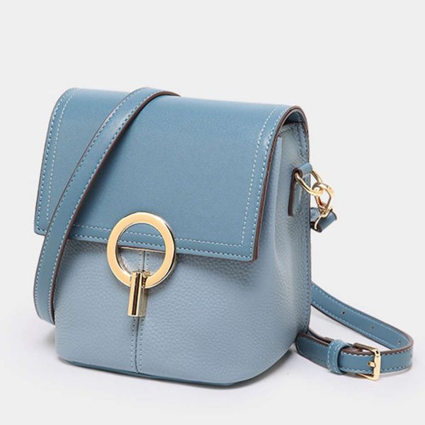 2021 summer women's bag trendy korean wide shoulder belt messenger single contrast color bucket bag
2021 summer women's bag trendy korean wide shoulder belt messenger single contrast color bucket bag