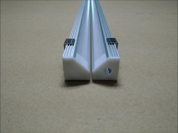 selling 2m/pcs corner slim aluminum profile with lens for led strip light cabinet bar lights
selling 2m/pcs corner slim aluminum profile with lens for led strip light cabinet bar lights