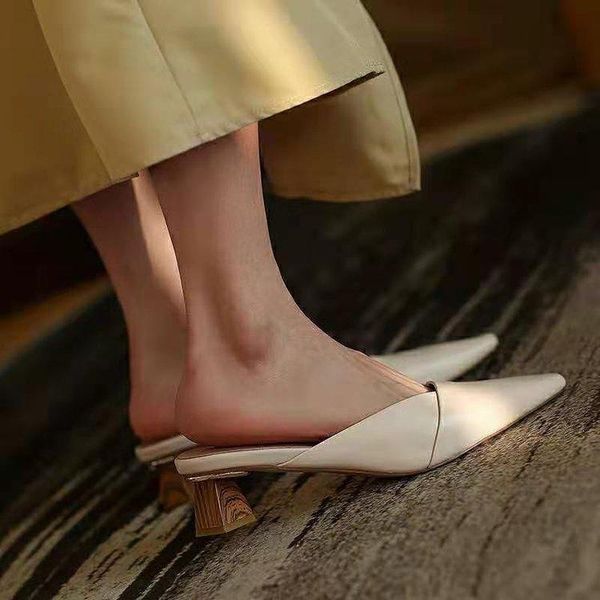 slippers 2021 summer thick heel baotou sandals female korean fashion simple pointed, Black
slippers 2021 summer thick heel baotou sandals female korean fashion simple pointed, Black