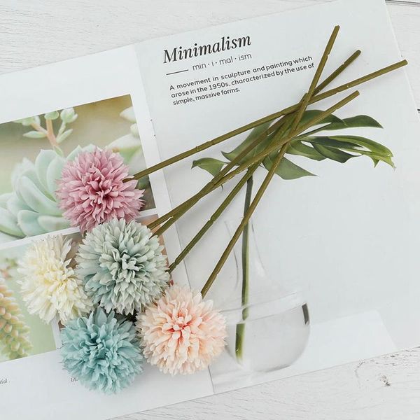 silk ball chrysanthemum flower fake artificial dandelion outdoor garden home decoration plant decorative flowers & wreaths
silk ball chrysanthemum flower fake artificial dandelion outdoor garden home decoration plant decorative flowers & wreaths
