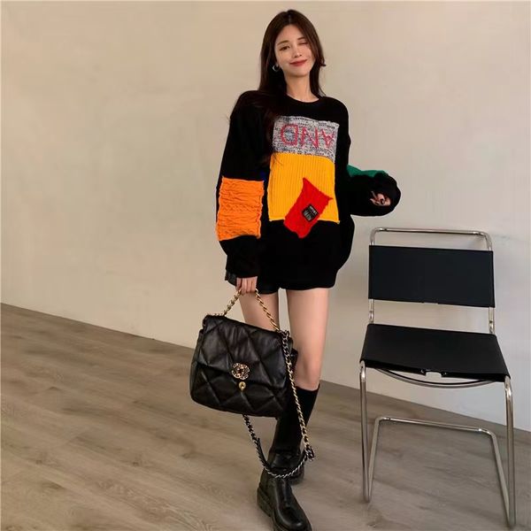 2021 women's hoodies & sweatshirts autumn and winter new fashion loose jacket european style knitted stitching contrast color round nec, Black
2021 women's hoodies & sweatshirts autumn and winter new fashion loose jacket european style knitted stitching contrast color round nec, Black