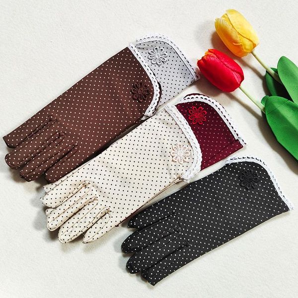 five fingers gloves fashion lady women' summer dot lace patchwork anti-skid sun protection driving short thin for women, Blue;gray
five fingers gloves fashion lady women' summer dot lace patchwork anti-skid sun protection driving short thin for women, Blue;gray