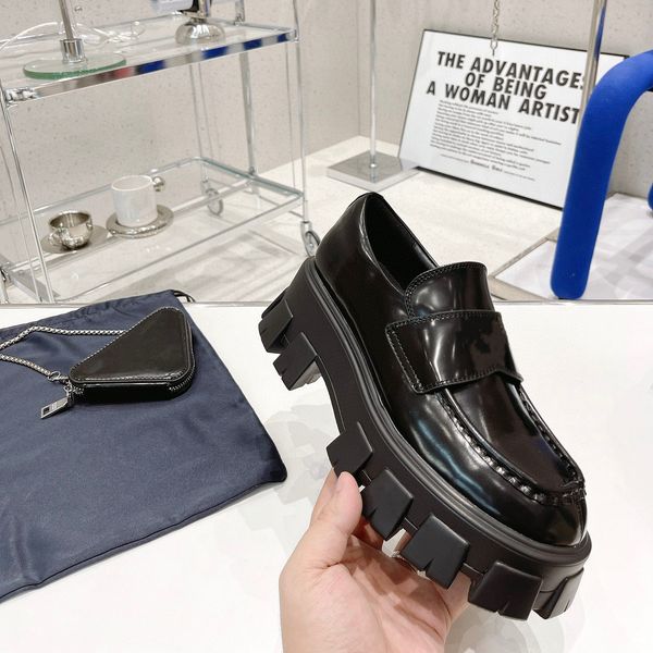 casual designer lady fashion women shoes black genuine leather round toe thick sole patchwork zapatos mujer outdoor boots come with box dust
casual designer lady fashion women shoes black genuine leather round toe thick sole patchwork zapatos mujer outdoor boots come with box dust