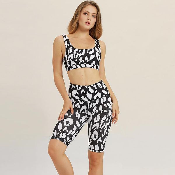 yoga outfits floral printed women's tracksuit halter bra + sport legging tights running gym fitness set sportswear sports suit, White;red
yoga outfits floral printed women's tracksuit halter bra + sport legging tights running gym fitness set sportswear sports suit, White;red