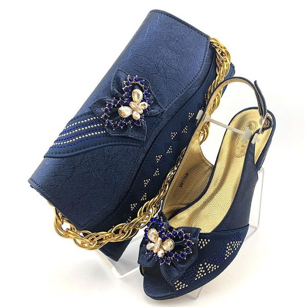 dress shoes high class party set dark blue medium heel matching with evening bag mm1108, height 3.8cm, Black
dress shoes high class party set dark blue medium heel matching with evening bag mm1108, height 3.8cm, Black