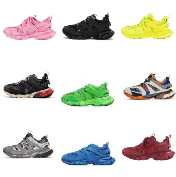 2021 designer women men cusual shoes track 3.0 sneakers leather trainers nylon printed 3m triple s platform fashion with box size 35-46, Black
2021 designer women men cusual shoes track 3.0 sneakers leather trainers nylon printed 3m triple s platform fashion with box size 35-46, Black