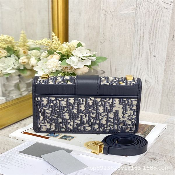 purses 21 classic montaigne 30 embroidered chain messenger with diagonal printing flower lock single shoulder bag female handbag black frida
purses 21 classic montaigne 30 embroidered chain messenger with diagonal printing flower lock single shoulder bag female handbag black frida