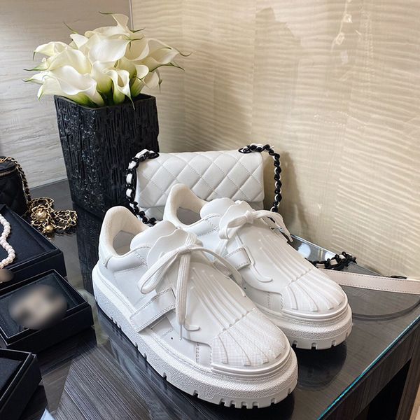 shell head shoes children's 2021 summer new thick bottom leisure lace up velcro fairy style sports small white running
shell head shoes children's 2021 summer new thick bottom leisure lace up velcro fairy style sports small white running