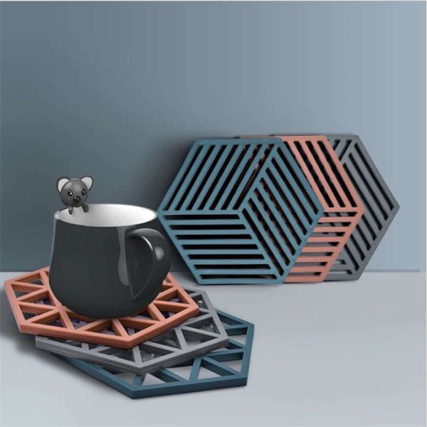 scalding mat household heat insulation table hollow pot bowl nordic style tea cup silicone tableware
scalding mat household heat insulation table hollow pot bowl nordic style tea cup silicone tableware
