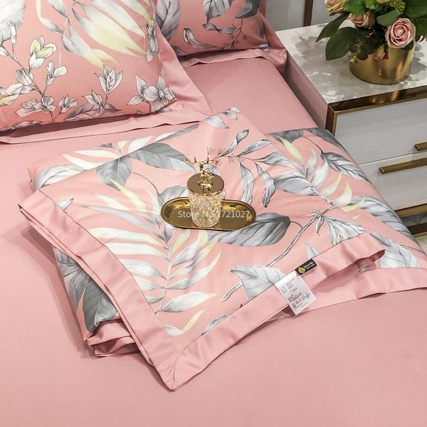 comforters & sets four-piece summer quilt, cool machine washable, air-conditioned quilt 
comforters & sets four-piece summer quilt, cool machine washable, air-conditioned quilt