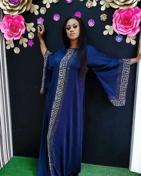 african design dashiki dress silk beading abayas bandage maxi bazin vintage long sleeve robe gowns africa lady party ethnic clothing, Red
african design dashiki dress silk beading abayas bandage maxi bazin vintage long sleeve robe gowns africa lady party ethnic clothing, Red