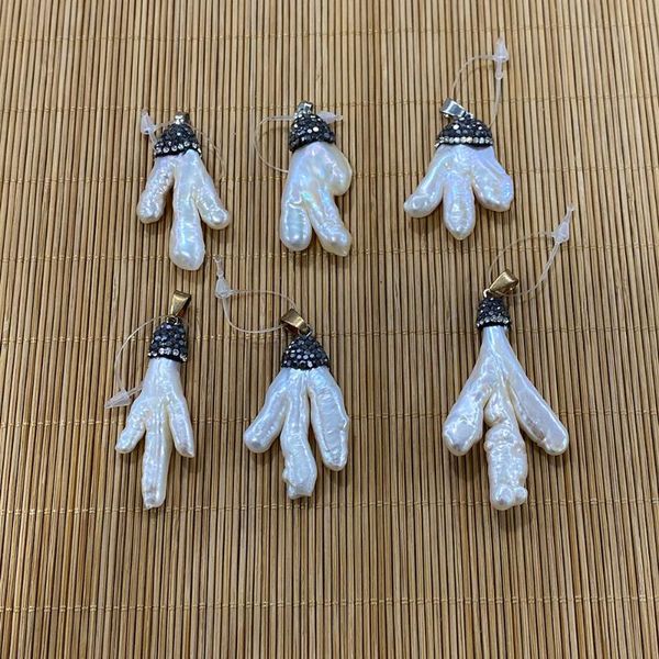 charms natural freshwater pearl irregular shape white pendant can be diy exquisite jewelry earring decoration accessories wholesale, Bronze;silver
charms natural freshwater pearl irregular shape white pendant can be diy exquisite jewelry earring decoration accessories wholesale, Bronze;silver