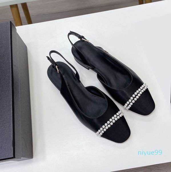 women's designer slope heel formal shoes round head black beige fashion leather decoration pearl rubber sole 35-40
women's designer slope heel formal shoes round head black beige fashion leather decoration pearl rubber sole 35-40