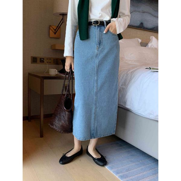 2021 autumn high waist hem split denim korean versatile slim over knee a-line skirt 1106, Blue
2021 autumn high waist hem split denim korean versatile slim over knee a-line skirt 1106, Blue