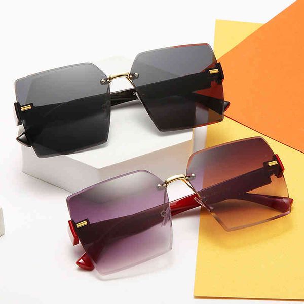 sunglasses 2021 frameless trimming box mesh is popular, wear with nis, White;black
sunglasses 2021 frameless trimming box mesh is popular, wear with nis, White;black