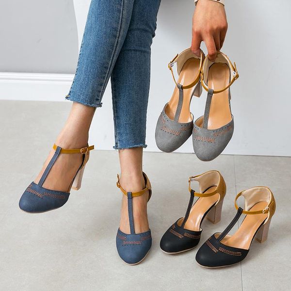 dress shoes women high heels platform pointed toe square heel pumps party mujer plus size 43, Black
dress shoes women high heels platform pointed toe square heel pumps party mujer plus size 43, Black