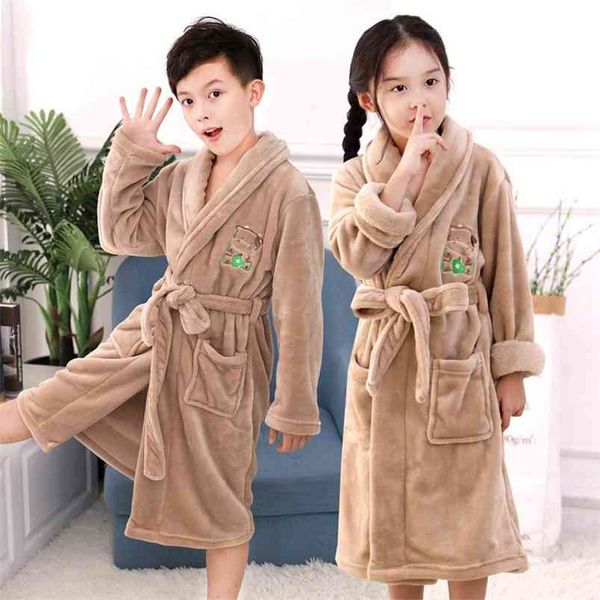 high qualtity children's bathrobes winter boys nightgown super soft robe girls lengthen thicken flannel pajamas kids bath robes 210622, Blue;red
high qualtity children's bathrobes winter boys nightgown super soft robe girls lengthen thicken flannel pajamas kids bath robes 210622, Blue;red