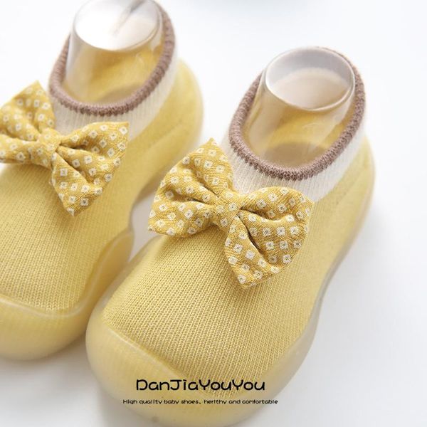 indoor floor anti-slip children's shoes girls baby toddler pink yellow rubber sole cartoon bow socks first walkers
indoor floor anti-slip children's shoes girls baby toddler pink yellow rubber sole cartoon bow socks first walkers