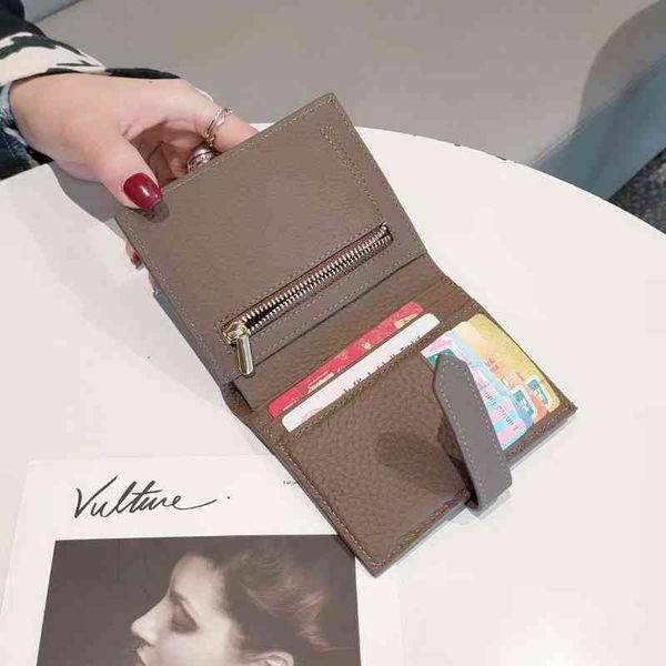 luxury h handbags 2022 new i-button layer cowhide litchi pattern solid color women's short leather wallet card position fashion wallet
luxury h handbags 2022 new i-button layer cowhide litchi pattern solid color women's short leather wallet card position fashion wallet